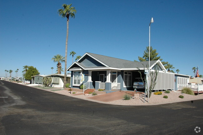 Building Photo - The Highlands at Brentwood