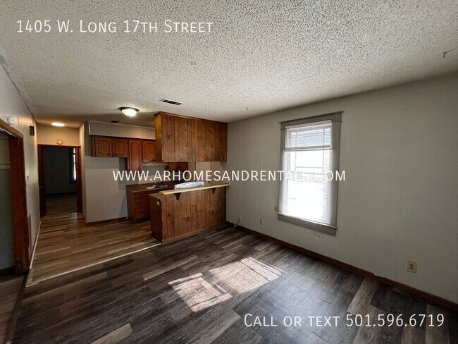 Foto del edificio - 1405 W Long 17th St