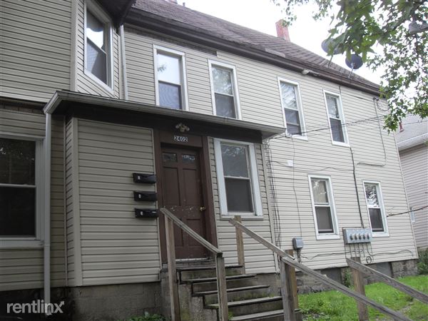 Primary Photo - 2402 East Ave