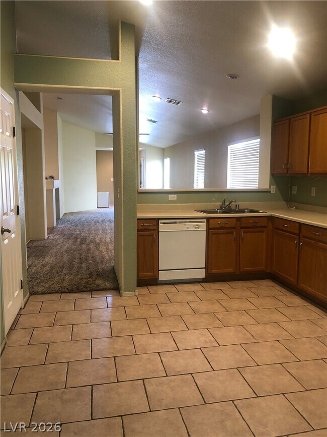 Foto del edificio - 8645 W Grand Pine Ave