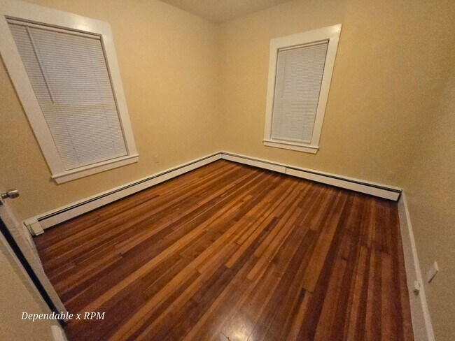 Photo - 735 Washington St Apartment