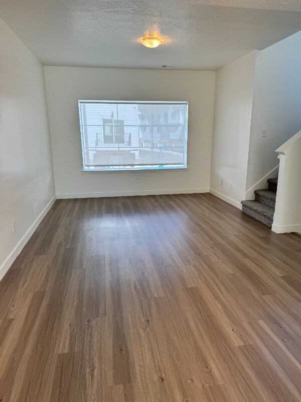 Building Photo - 808 480 S
