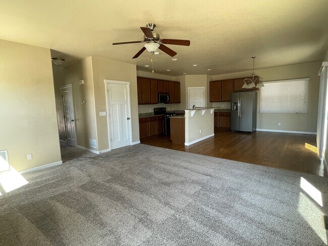 Foto del edificio - 2594 Reed Grass Way
