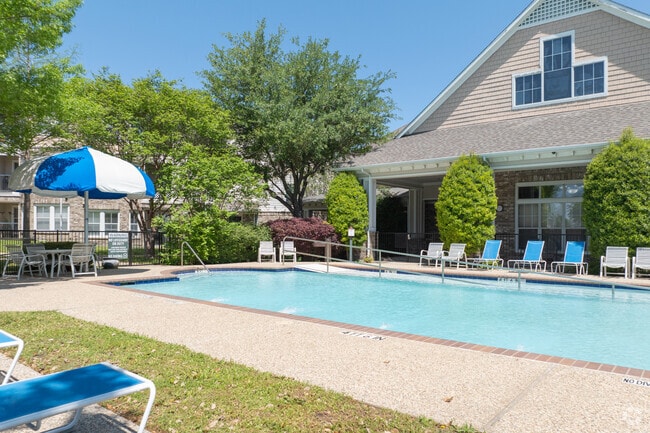Swimming Pool with walk-in ramp - The Grand Reserve Seniors Community