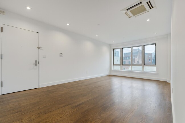 Foto del edificio - 143 Skillman Ave