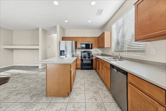 Foto del edificio - 17514 W Ocotillo Ave