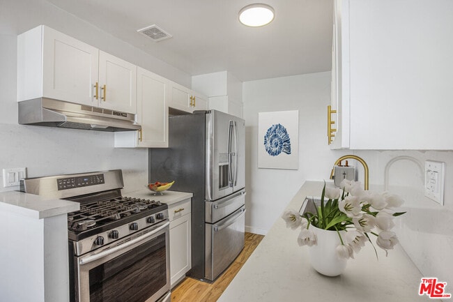 Building Photo - 4457 Murietta Ave