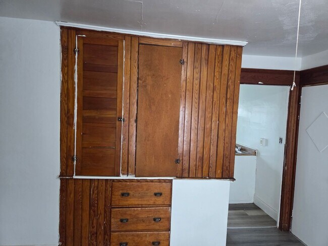 Building Photo - 184 Hope Ave