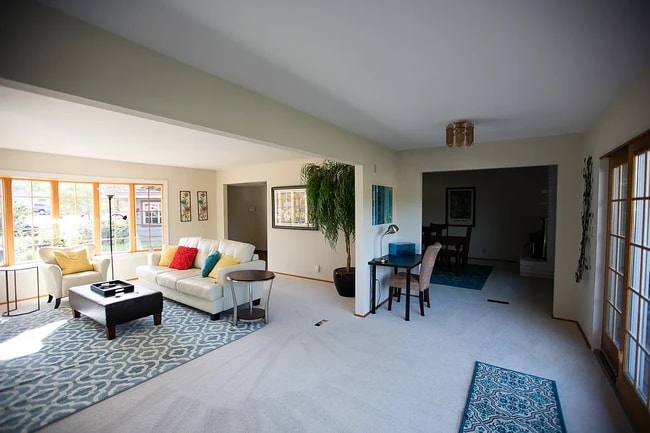 Building Photo - 7409 Fallenleaf Ln