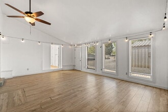 Building Photo - 136 Velarde Rd NW