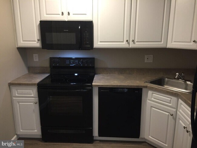 Foto del edificio - 1402 Huntingdon Mews