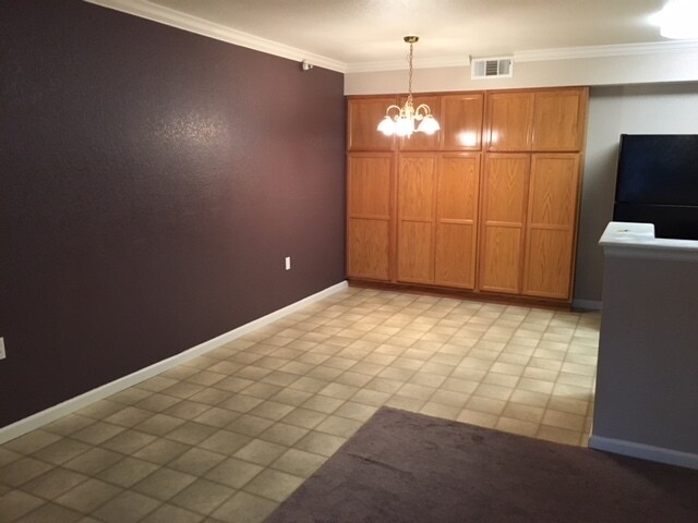 Foto del edificio - 2671 E 15th St