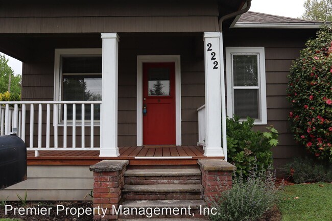 Building Photo - 2 br, 1 bath House - 222 W 30th St