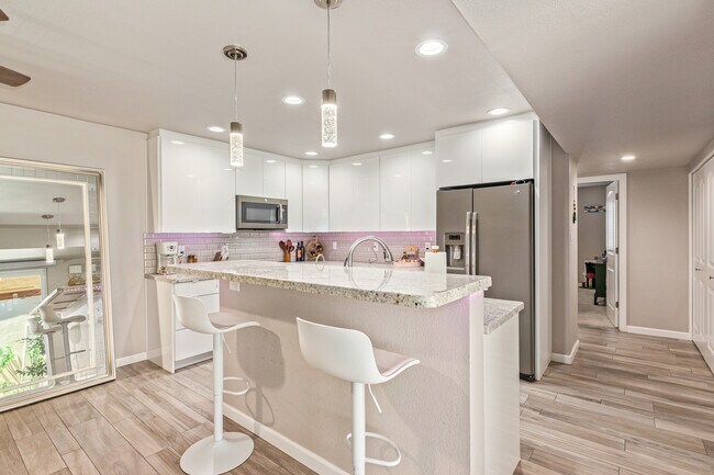 Foto del edificio - 5913 E Thomas Rd