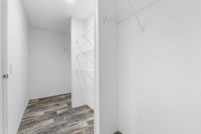 Foto del edificio - 16820 Oak Leaf Ct