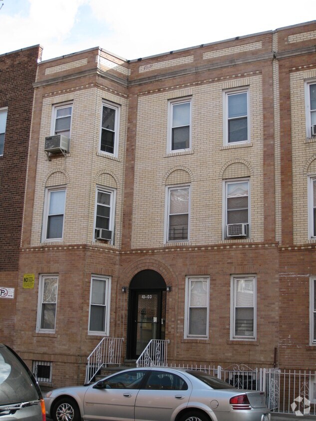 Foto del edificio - 4103 53rd St