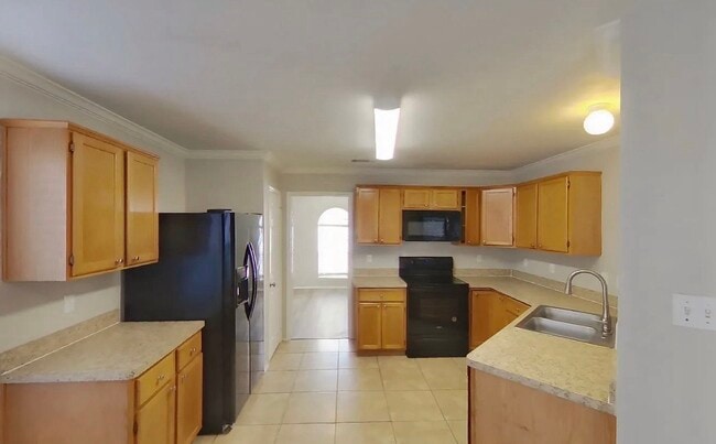 Photo - Move-In Ready 4-Bedroom Home with Timeless Appeal