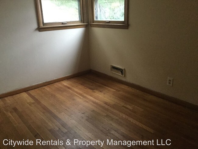 Foto del edificio - 5230 N 84th St