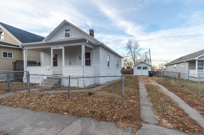Building Photo - 3126 R St