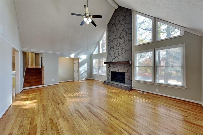 Building Photo - 3021 Wendy Ln