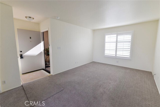 Foto del edificio - 236 Avenida Del Poniente