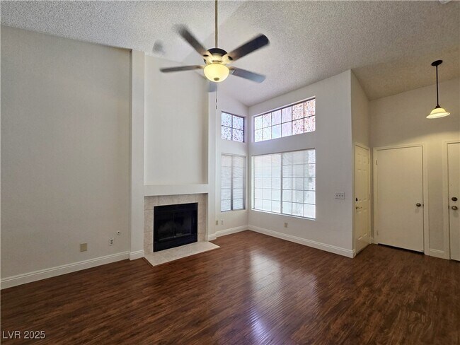 Building Photo - 1139 Placerville St