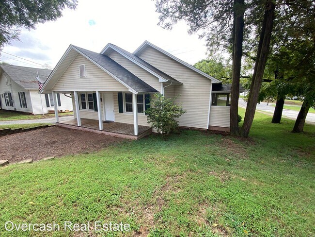 Building Photo - 2 br, 1 bath House - 315 South Rose Avenue