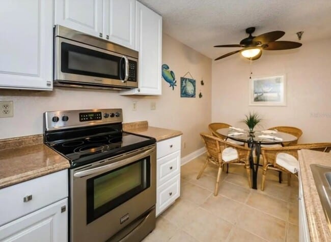 Photo - 10265 Gandy Blvd N (Saint Petersburg, FL) Apartment