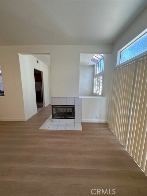 Building Photo - 2124 Camellia Ln