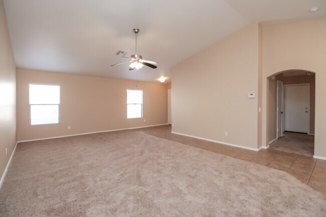 Foto del edificio - 39670 N Kristy Ln