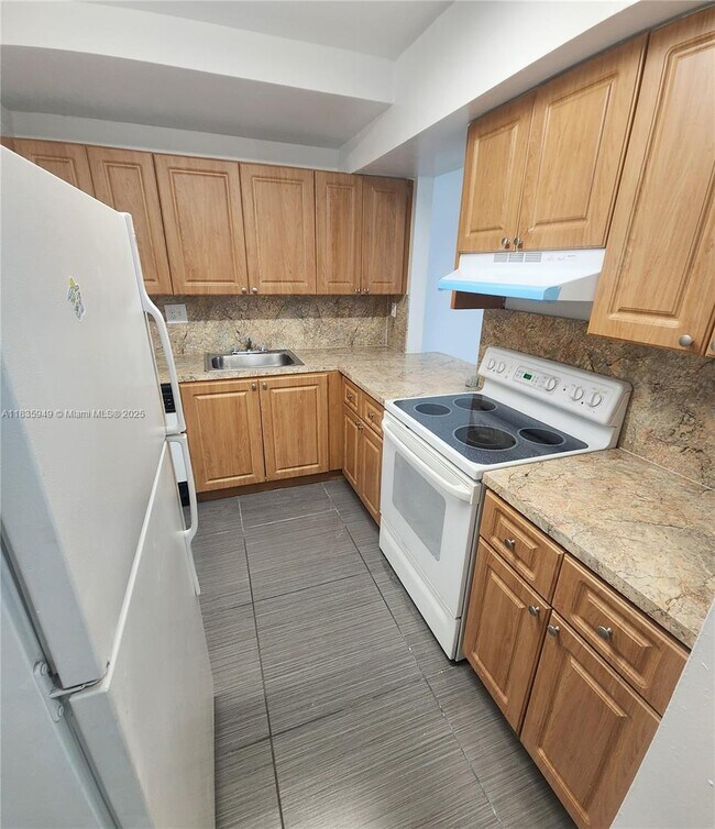 Foto del edificio - 11140 SW 196th St