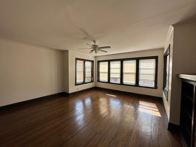 Foto del edificio - 7929 S St Lawrence Ave