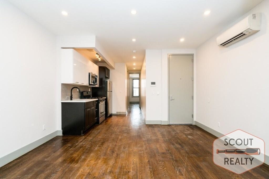 Foto principal - 20-14 Bleecker St