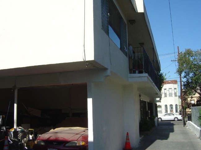 Building Photo - 1240-1242 W 24th St