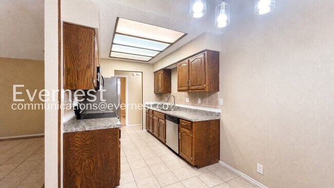 Foto del edificio - 3-Bed/2-Bath Home/Available Now!