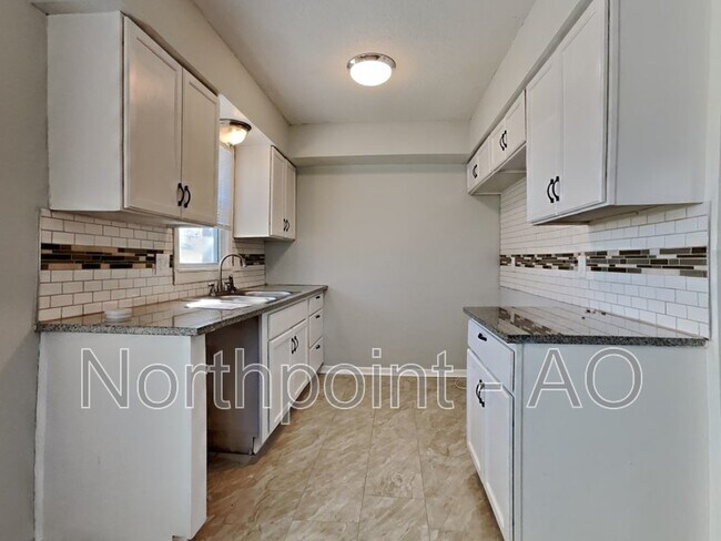 Foto del edificio - 6607 N Indiana Ave