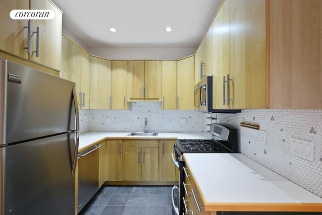 Building Photo - 437 Prospect Pl