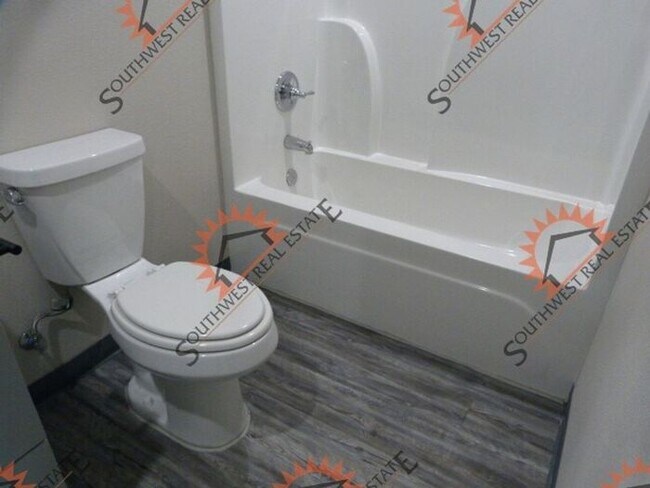 Building Photo - Modern 2 BED 2 BATH apartments- ALL BILL'S PAID