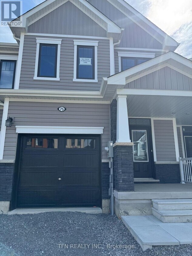 Photo principale - 75 Brighton Ln