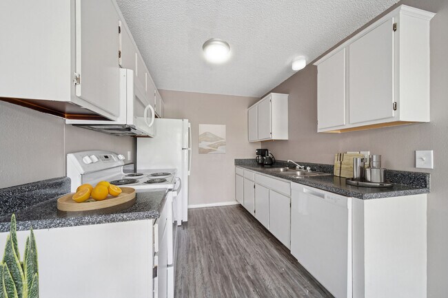 Foto del edificio - Coffee Creek Apartments
