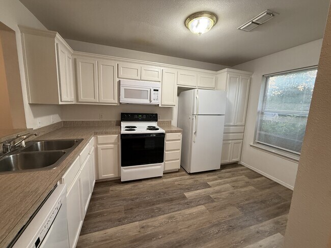 Photo - 107 S 1st St Townhome