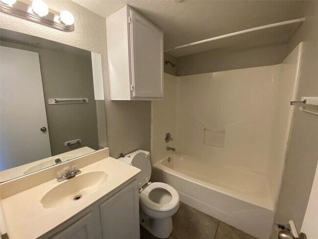 Foto del edificio - 701 W Sycamore St