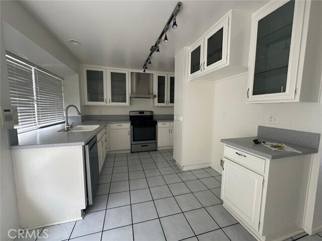 Foto del edificio - 10582 Champagne Rd