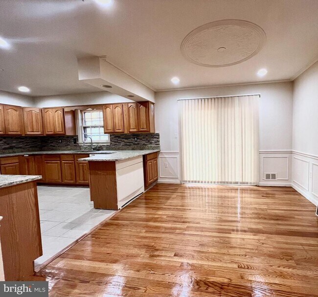 Foto del edificio - 7510 Sanner Rd