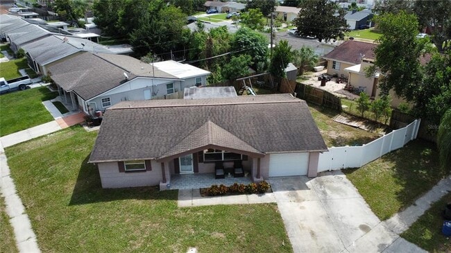 Foto del edificio - 5108 Sandalwood Dr