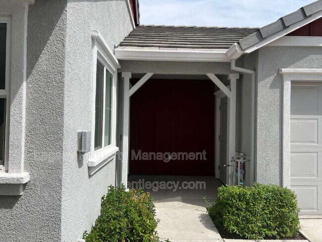 Foto del edificio - 4360 White Ash Ln
