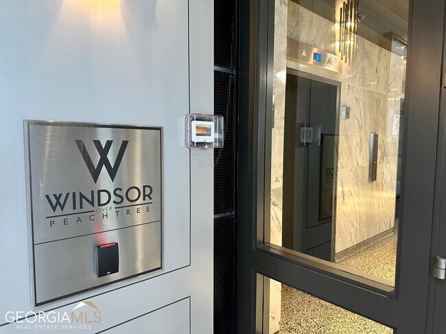 Building Photo - 620 Peachtree St NE