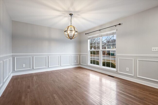 Building Photo - 1720 William Dr