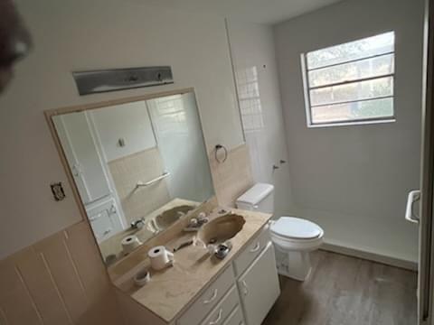 Foto del edificio - 2500 Howard Rd