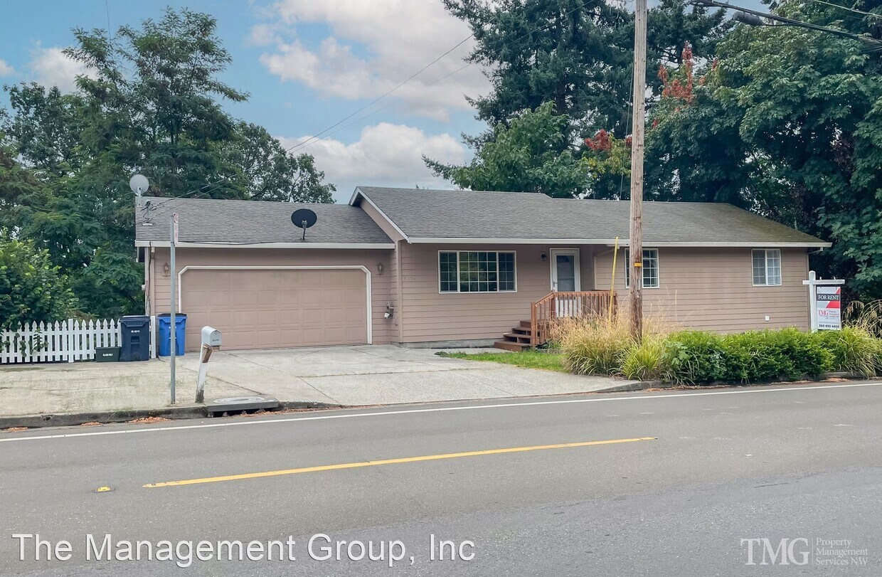 Primary Photo - 4 br, 3 bath House - 2070 SW 6th Avenue